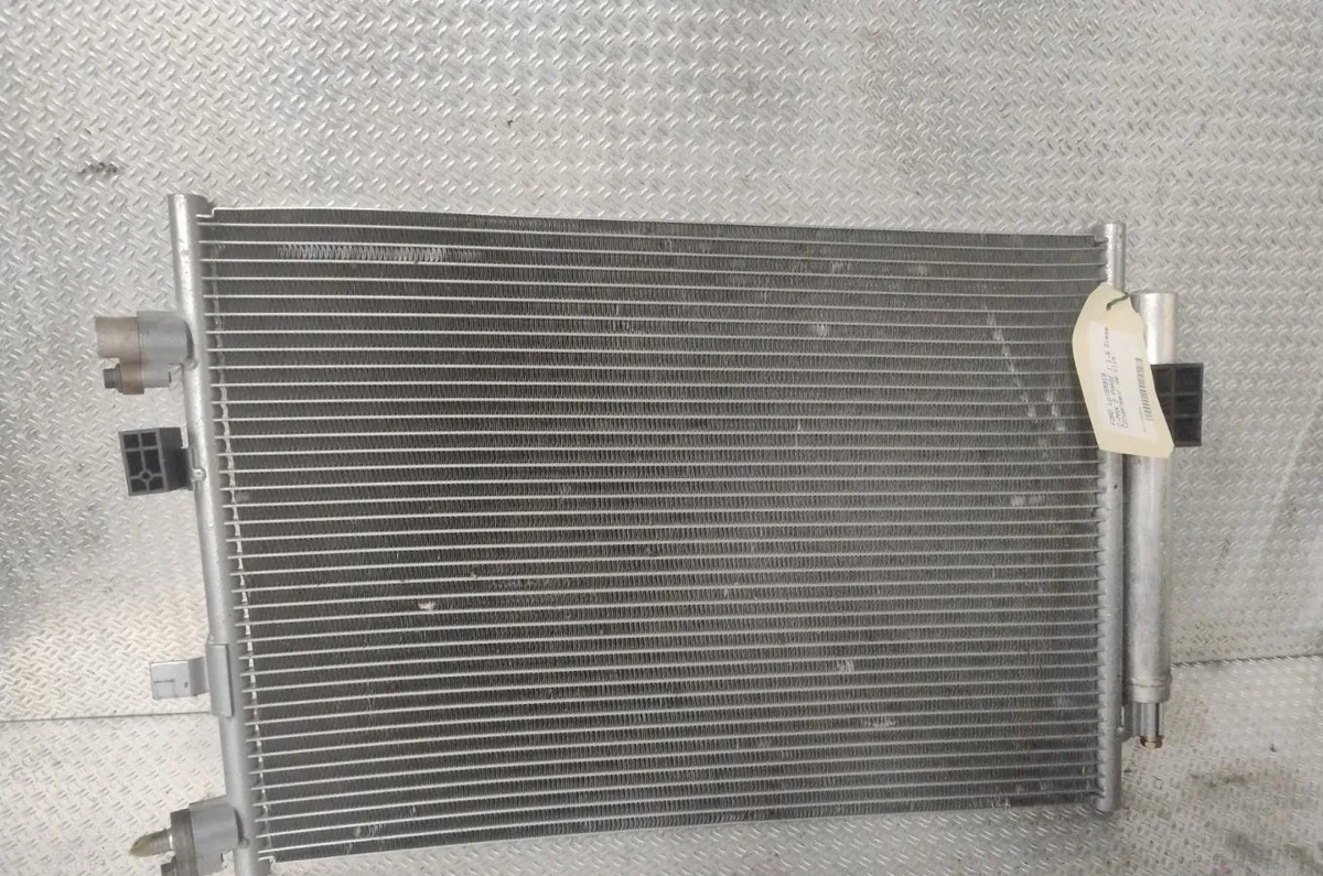 Condenseur clim Ford C-MAX II (DXA-CB7, DXA-CEU) 1.6 tdci (2010-2019) 5 portes occasion