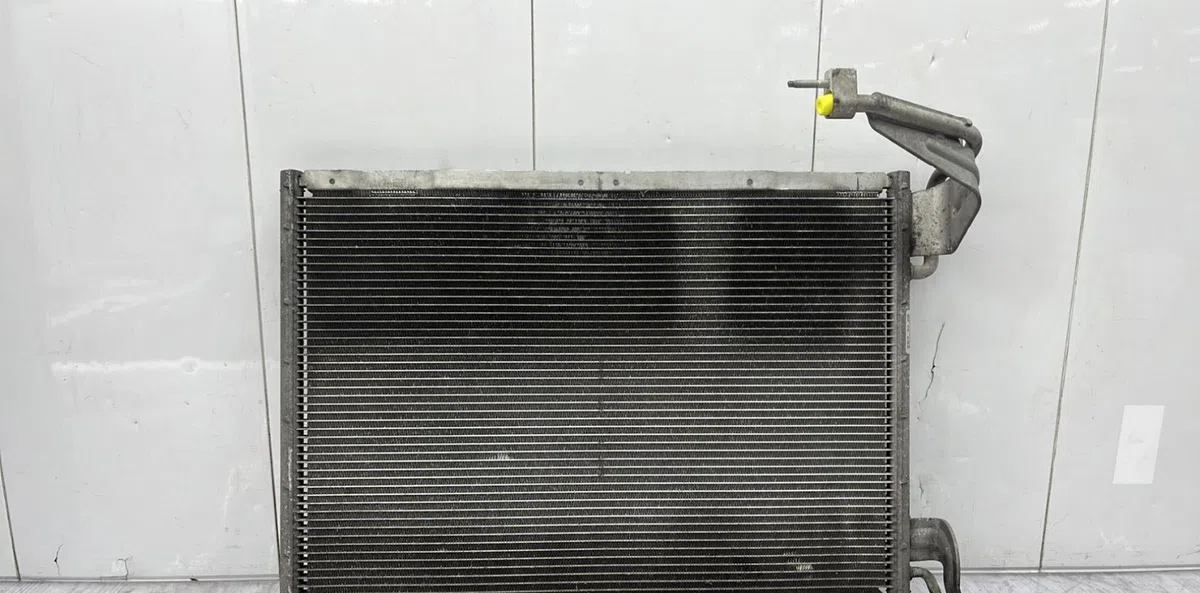 Condenseur clim FORD FIESTA 6 PHASE 2 occasion