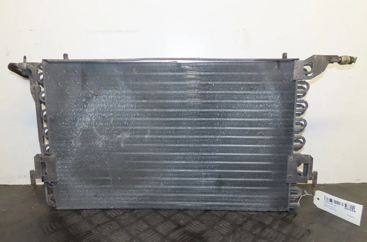Condenseur clim Peugeot 306 3-5 portes (7A, 7C, N3, N5) 2.0 s16 (1993-2001) occasion