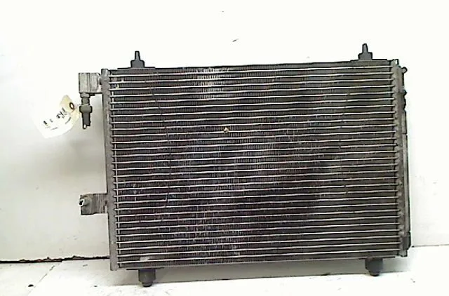 Condenseur clim Peugeot 407 SW (6E_) 2.2 (2004-2005) occasion