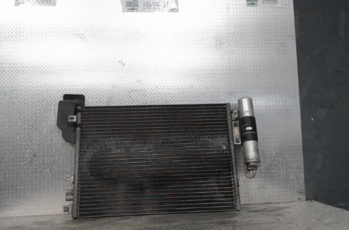 Condenseur clim RENAULT CLIO 2 CLIO 2 PHASE 2 occasion