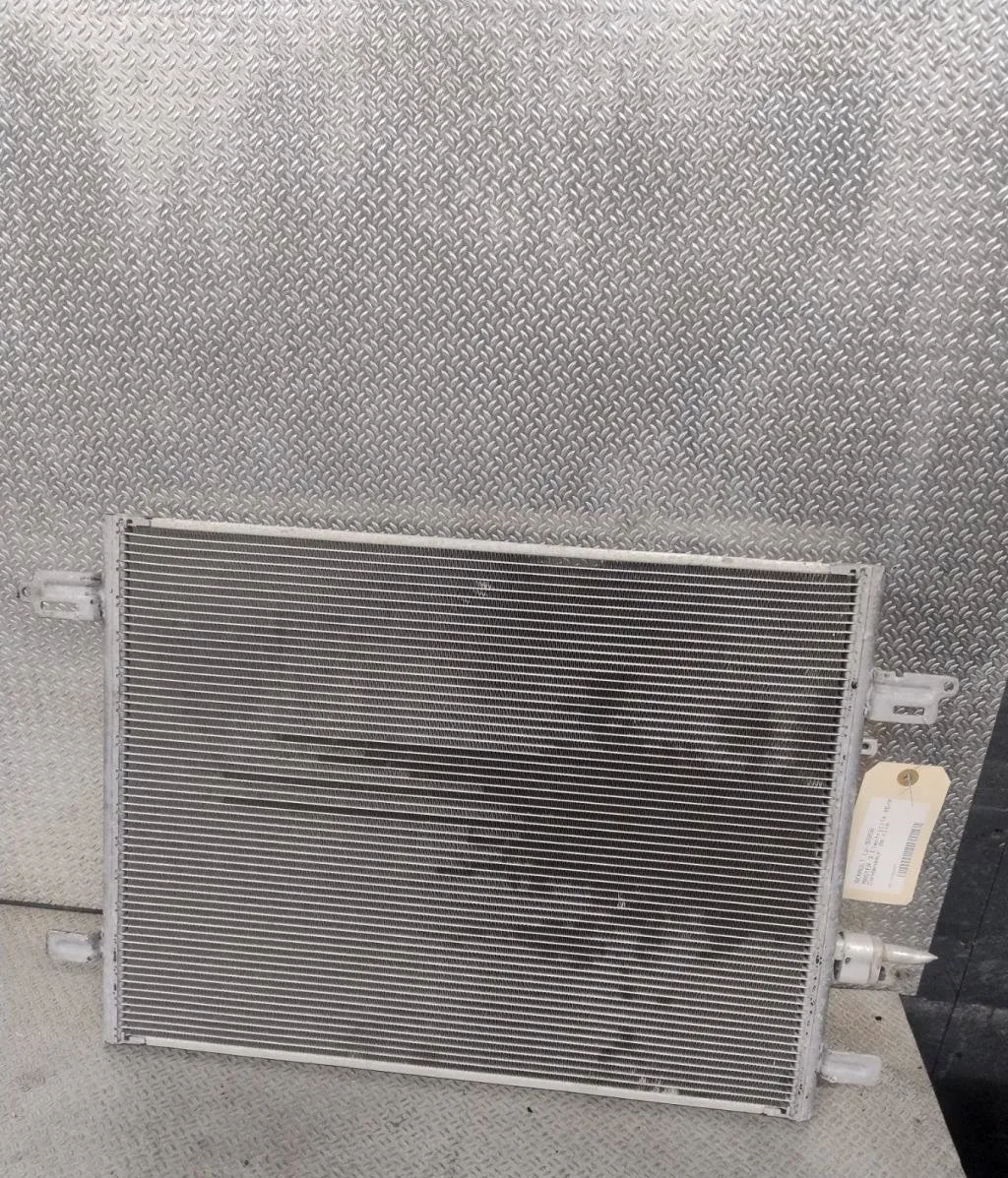 Condenseur clim Renault MASTER III Camion plate-forme-Châssis (EV, HV, UV) 2.3 dci 145 fwd (ev0e, ev0f, hv0e, hv0f, uv0e