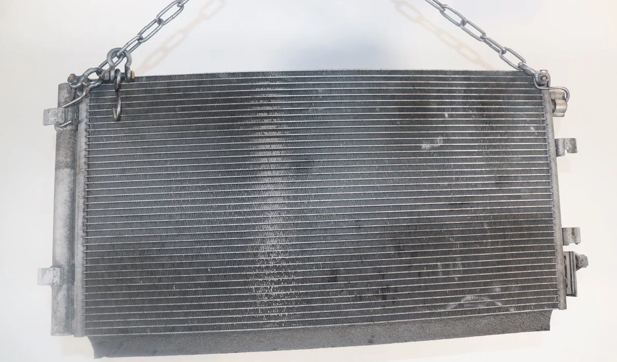 Condenseur clim Renault MEGANE III 3-5 portes (BZ0-1_, B3_) 1.5 dci (bz1g, bz1w, bz0r) (2013-2015) 5 portes occasion
