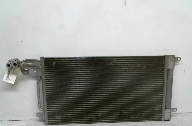 Condenseur clim Seat IBIZA IV ST (6J8, 6P8) 1.6 tdi (2010-2015) occasion
