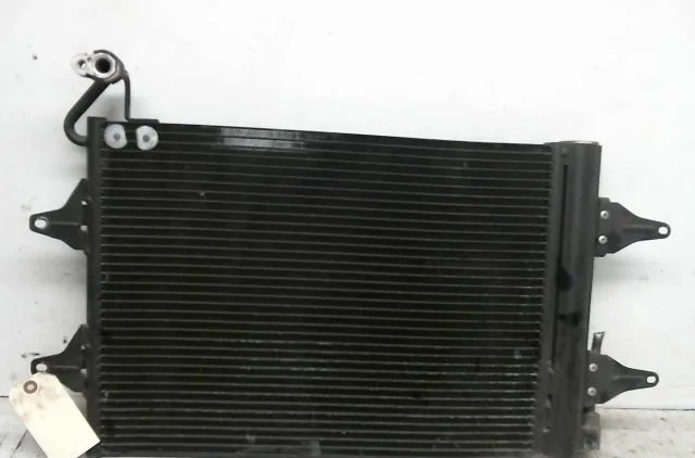 Condenseur clim Skoda ROOMSTER (5J7) 1.4 tdi (2006-2010) occasion
