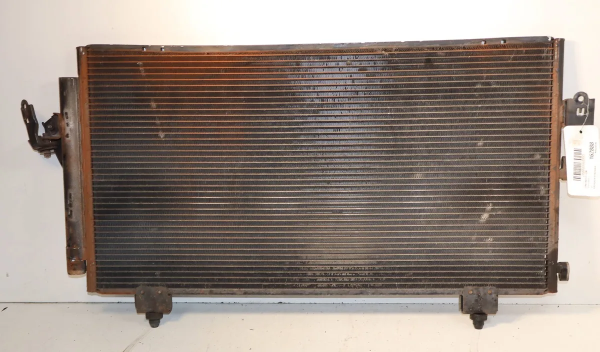 Condenseur clim Toyota RAV 4 II (_A2_) 2.0 d 4wd (cla20_, cla21_) (2001-2005) occasion