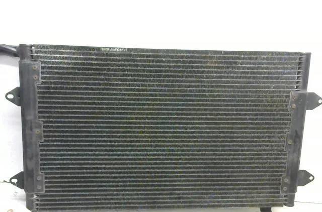 Condenseur clim VOLKSWAGEN GOLF 1995 occasion