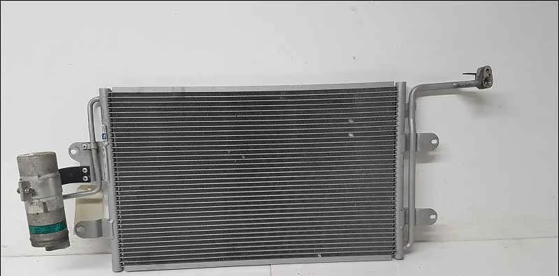 Condenseur clim VOLKSWAGEN GOLF IV occasion