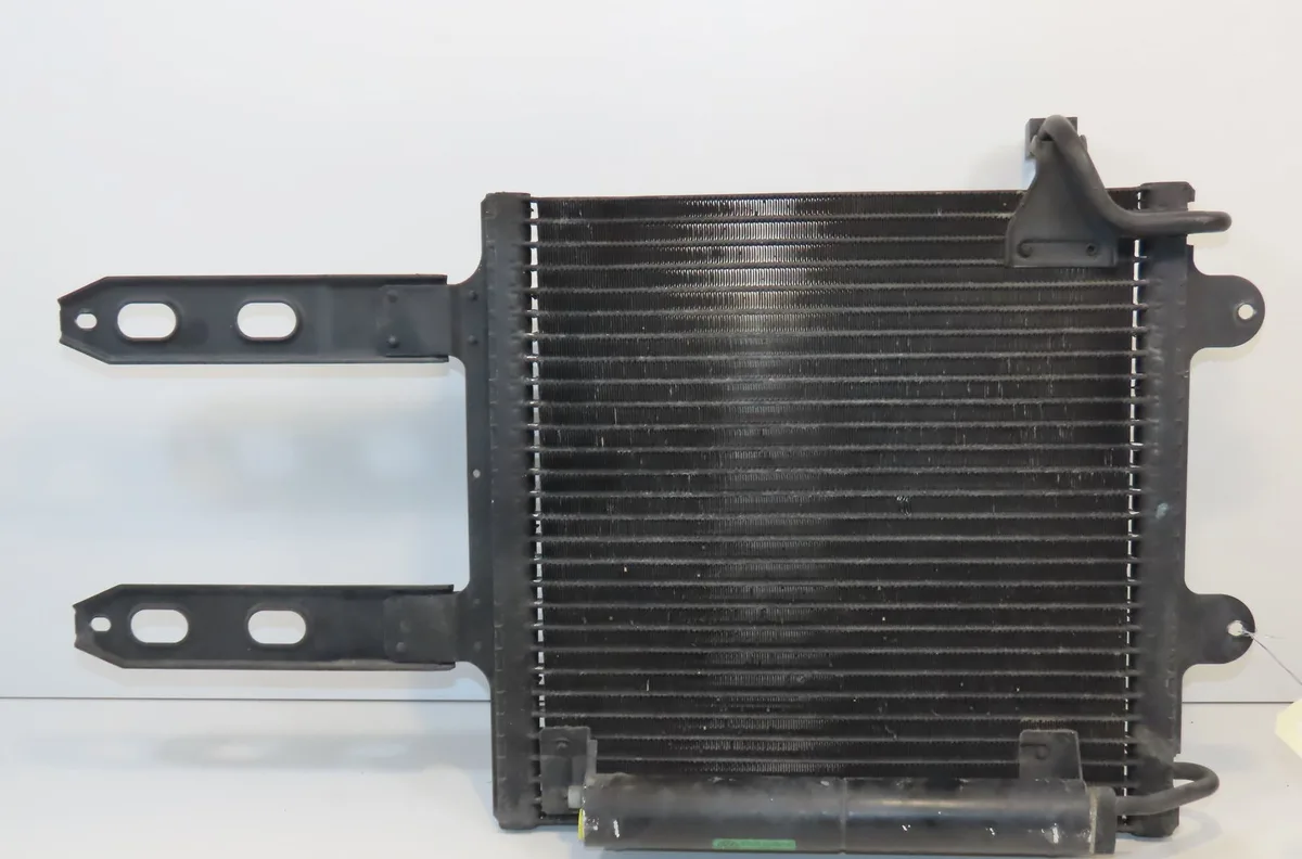 Condenseur clim Volkswagen POLO (6N2) 1.4 (1999-2001) 5 portes occasion
