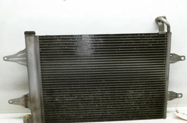 Condenseur clim Volkswagen POLO (9N_, 9A_) 1.2 (2002-2007) occasion