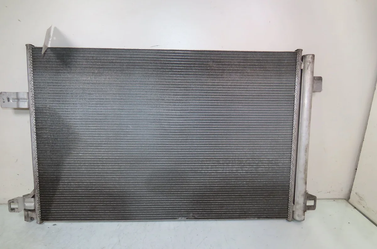 Condenseur clim Volkswagen TRANSPORTER VI Camionnette (SGA, SGH, SHA, SHH) 2.0 tdi (2015-2019) occasion
