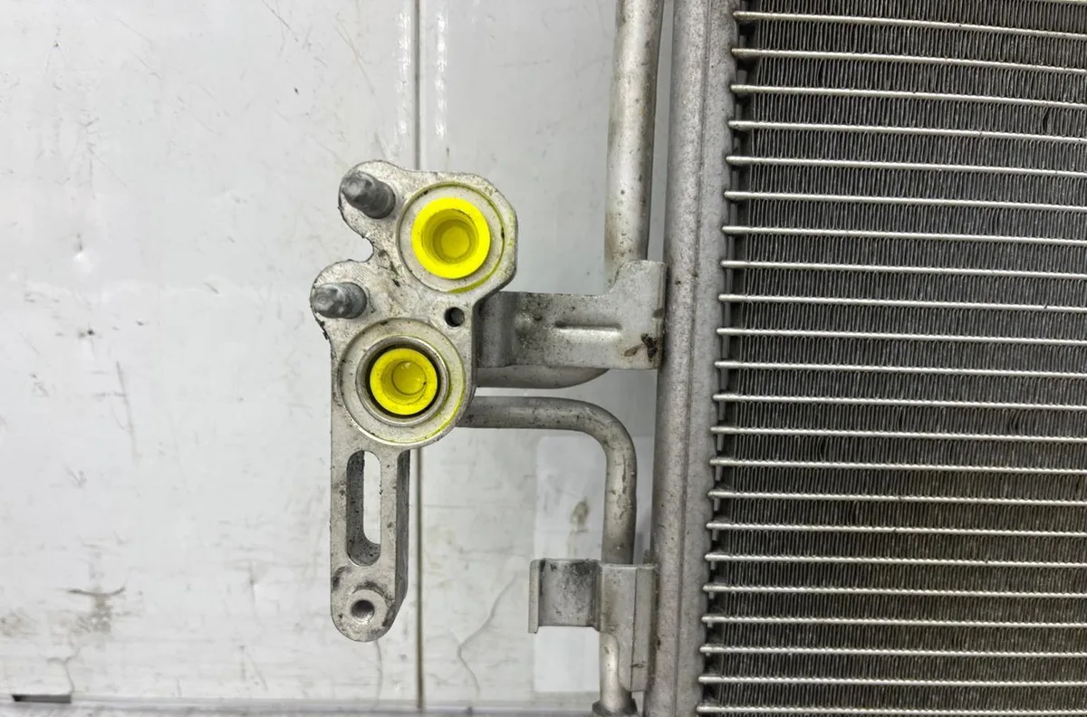 Condenseur clim VOLVO V 40 2 PHASE 1 BREAK occasion