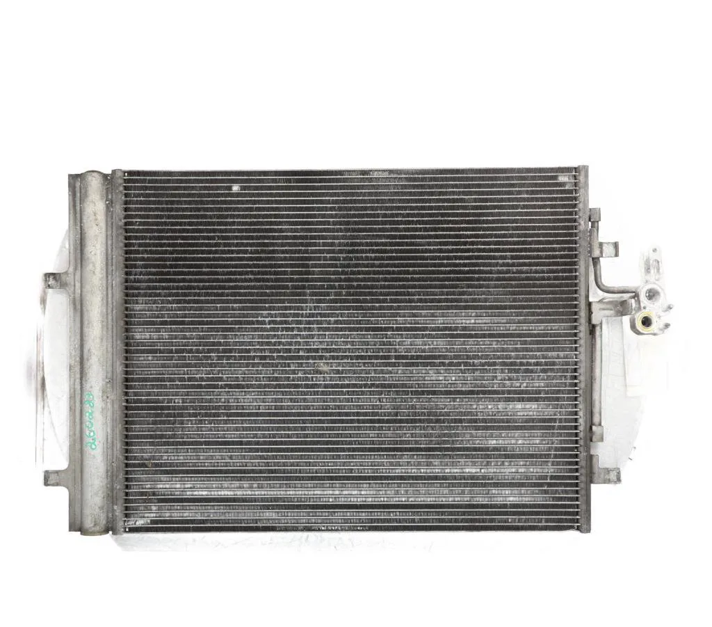 Condenseur clim Volvo V40 3-5 portes (525) D3 (2012-2015) occasion