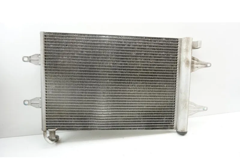 Condenseur de clim pour VOLKSWAGEN FOX