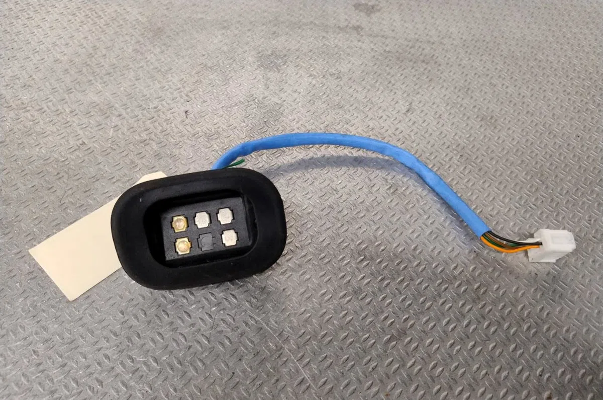 Contacteur porte avg RENAULT TRAFIC 3 LONG PHASE 1 occasion
