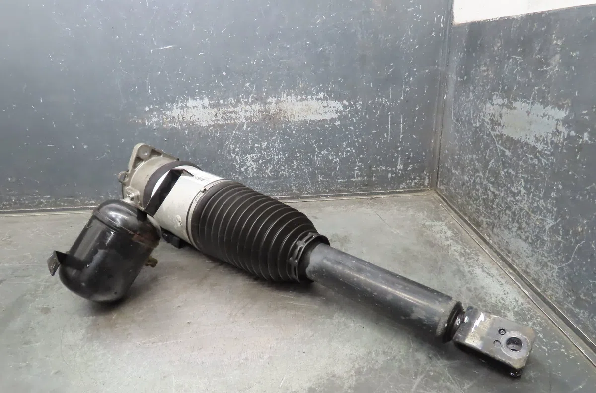 Coussin pneumatique ard AUDI A8 2003 occasion