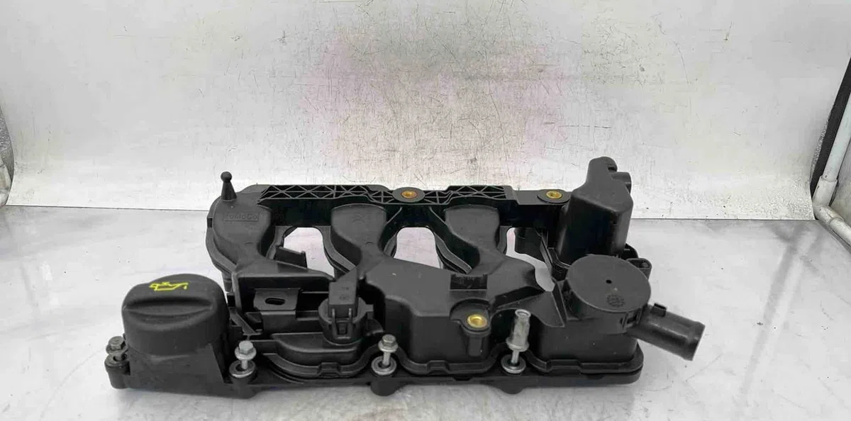 Couvre culasse PEUGEOT PARTNER 3 PHASE 1 occasion