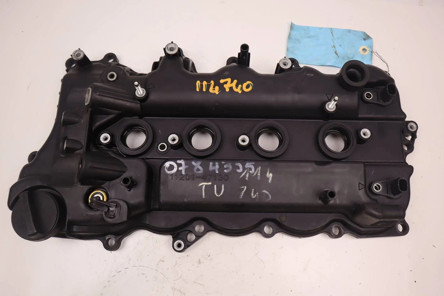 Couvre culasse Toyota YARIS (_P13_) 1.3 (nsp130_) (2011) occasion