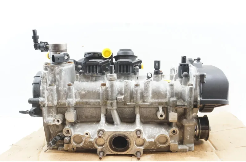 Culasse pour VOLKSWAGEN GOLF SPORTSVAN PHASE 2