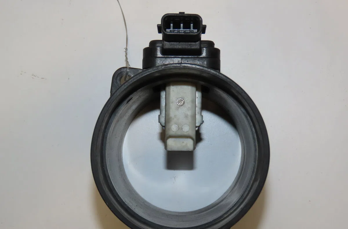 Debimetre air Renault MASTER III Camionnette (FV) 2.3 dci 125 fwd (fv0c, fv0d, fv0g, fv0h, fv0j, fv0k) (2010) occasion