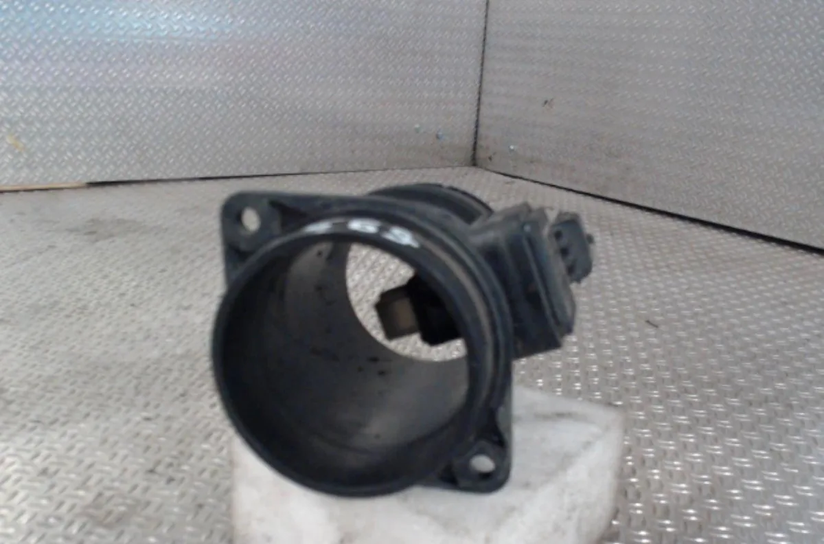 Debimetre air RENAULT MEGANE 3 MEGANE 3 PHASE 2 occasion