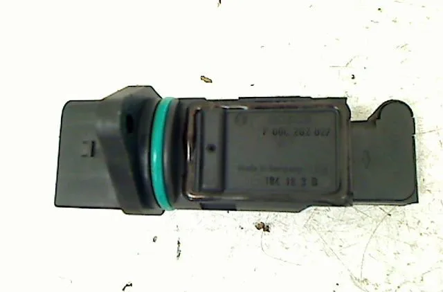 Debimetre air Volkswagen BORA Variant (1J6) 1.9 tdi (1999-2001) occasion