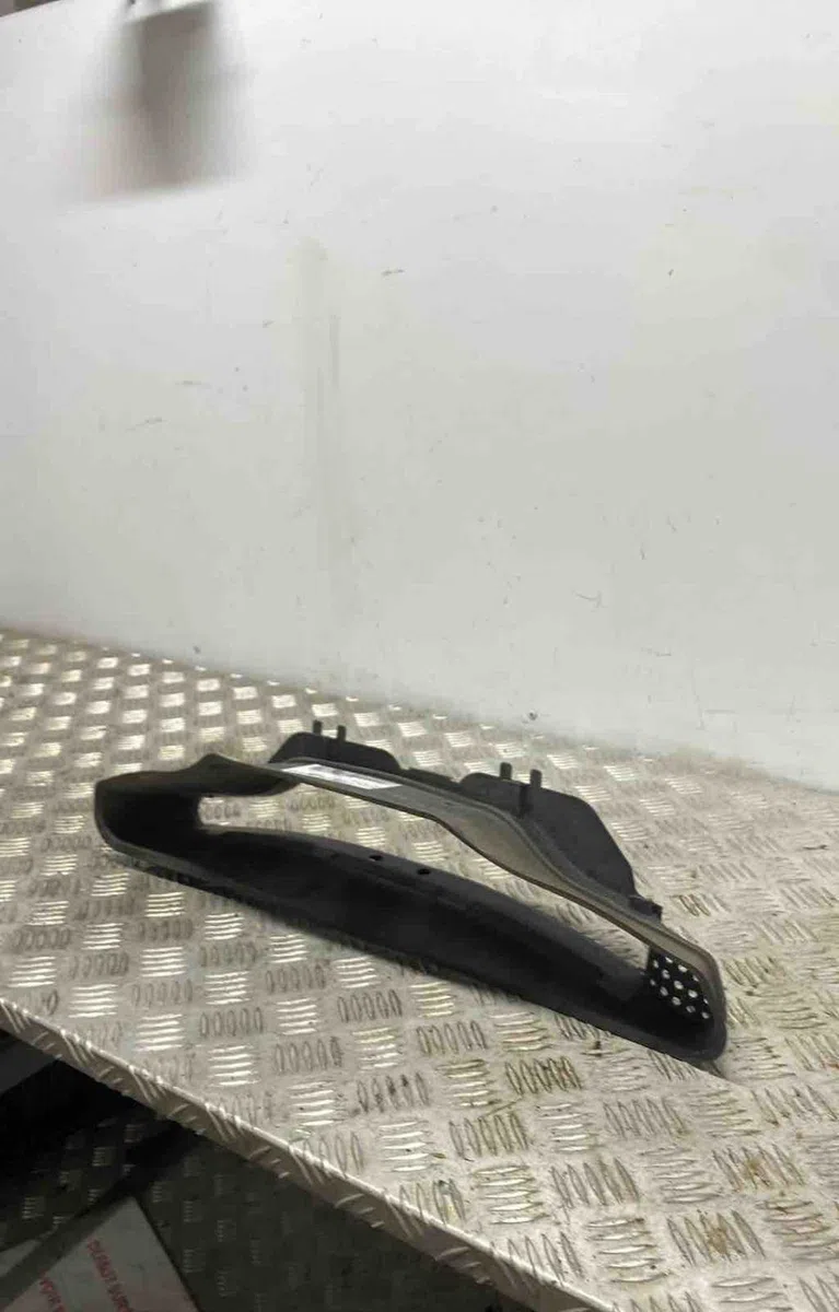 Deflecteur hayon RENAULT CLIO 4 PHASE 1 occasion