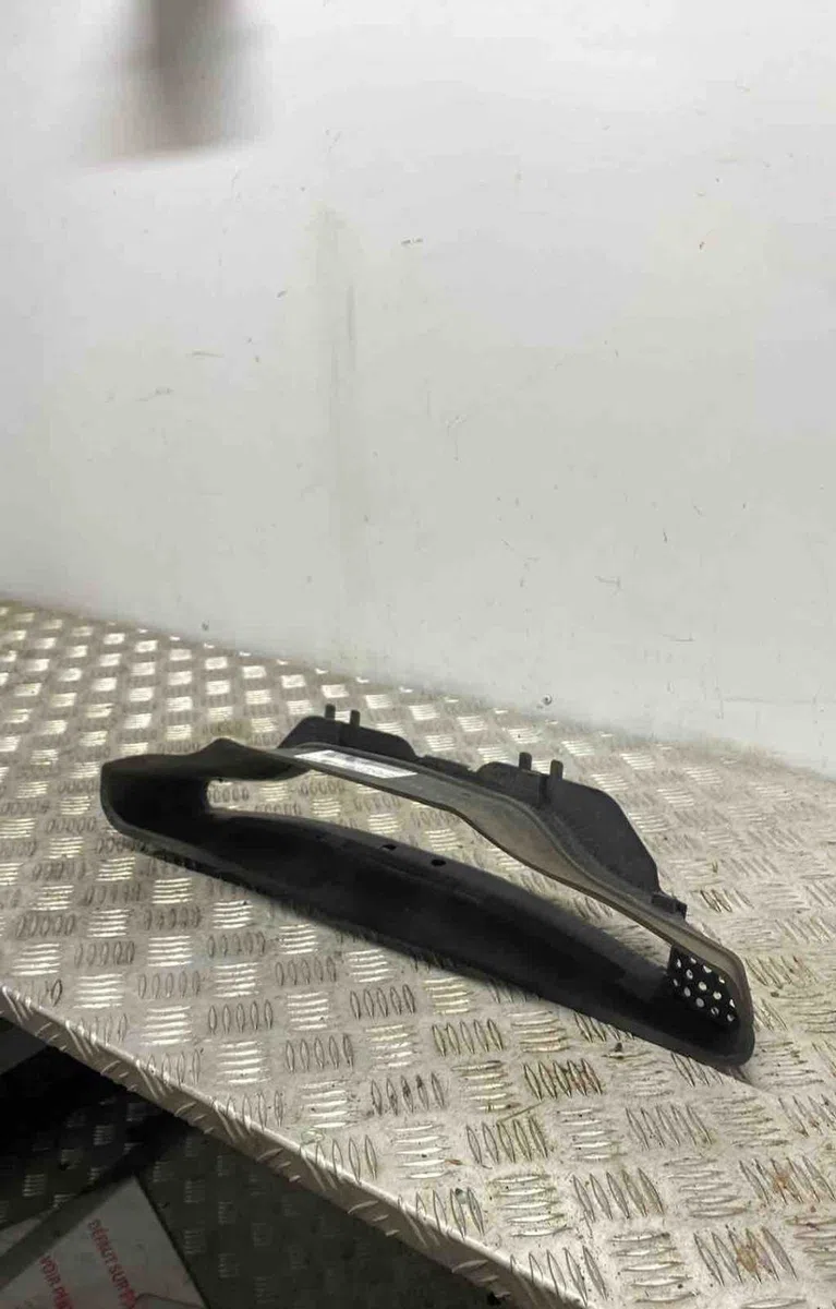 Deflecteur hayon RENAULT CLIO 4 PHASE 1 occasion