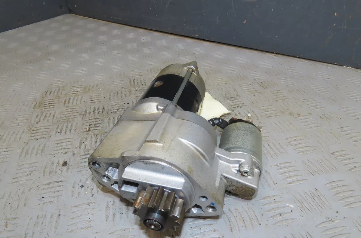 Démarreur Nissan NP300 NAVARA (D40) 2.5 dci 4wd (2006) occasion