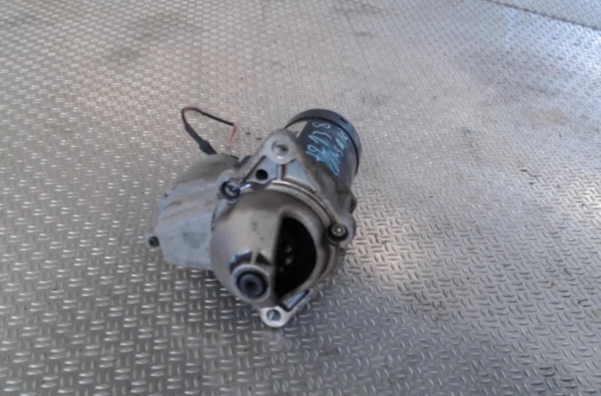 Démarreur Opel CORSA C (X01) 1.4 twinport (f08, f68) (2003-2009) occasion