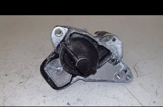 Démarreur Renault MEGANE III 3-5 portes (BZ0-1_, B3_) 1.2 tce (bz2b, bz11) (2012-2015) 5 portes occasion