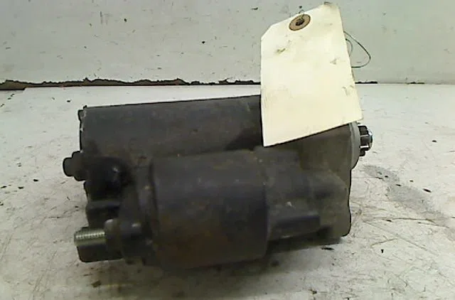 Démarreur Volkswagen GOLF IV (1J1) 1.4 16v (1997-2004) 5 portes occasion