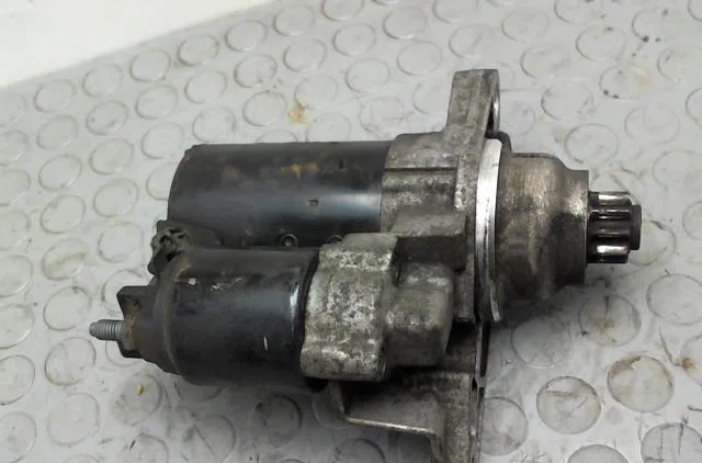 Démarreur Volkswagen POLO (9N_, 9A_) 1.2 12v (2001-2007) 5 portes occasion