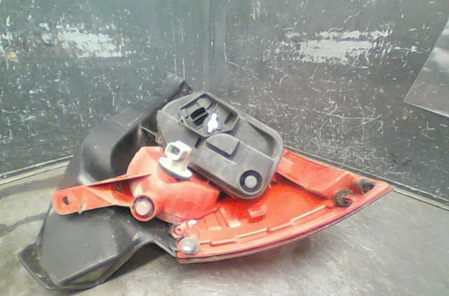 Ecran feu ard Renault MEGANE II (BM0-1_, CM0-1_) 1.5 dci (bm1f, cm1f) (2005-2008) occasion