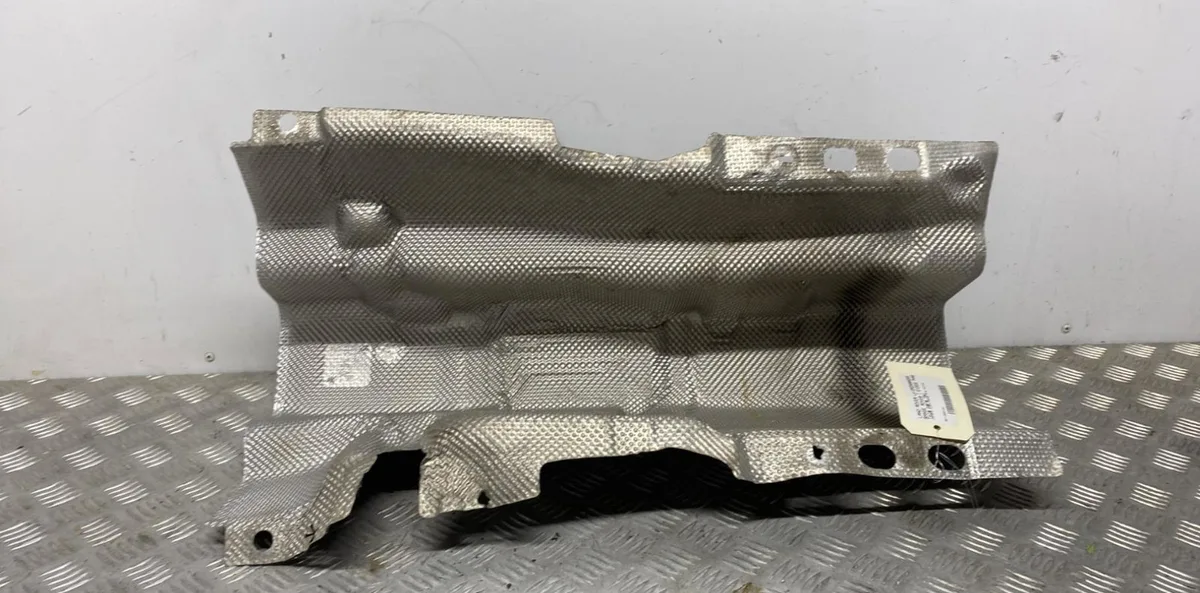 Ecran thermique catalyseur LAND ROVER RANGE ROVER 1 EVOQUE PHASE 2 occasion