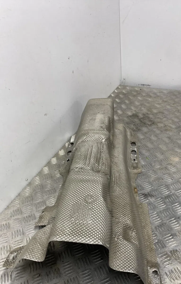 Ecran thermique catalyseur LAND ROVER RANGE ROVER 1 EVOQUE PHASE 2 occasion