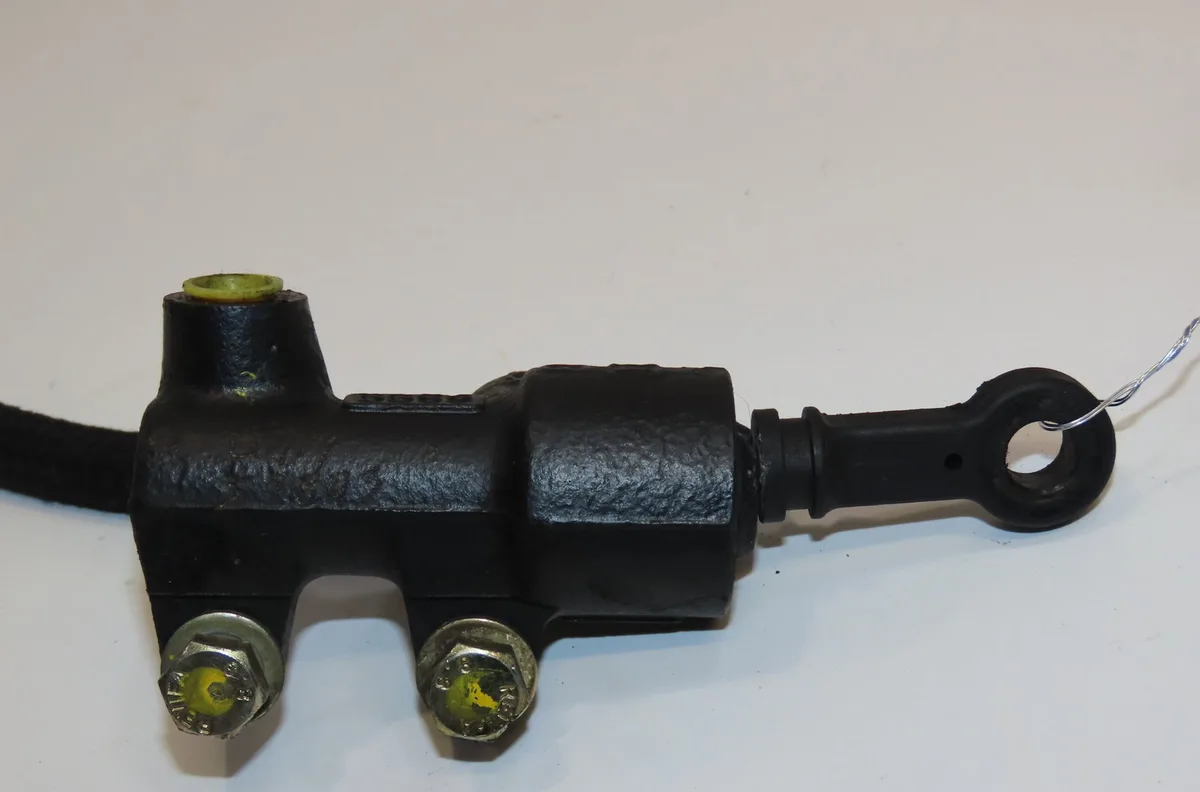 Emetteur embrayage Volkswagen TRANSPORTER IV Autobus-Autocar (70B, 70C, 7DB, 7DK, 70J, 70K 2.5 tdi (1995-2003) occasion