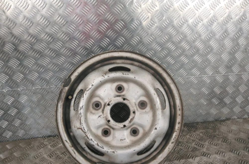 Enjoliveur de roue Ford TRANSIT Camionnette (FA_ _) 2.0 tdci (2002-2006) occasion