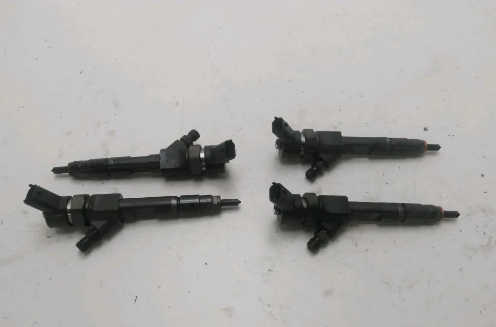 Ensemble injecteurs Renault MEGANE II (BM0-1_, CM0-1_) 1.9 dci (bm0g, cm0g) (2002-2008) 5 portes occasion