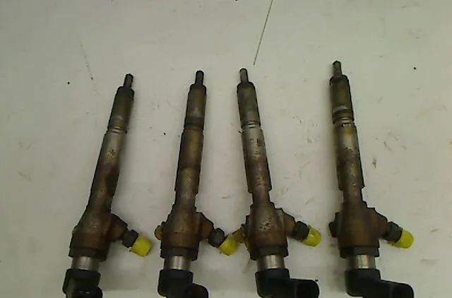 Ensemble injecteurs Renault SCÉNIC II (JM0-1_) 1.5 dci (jm1e, jm16) (2005-2008) 5 portes occasion