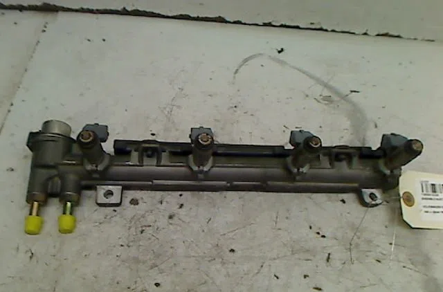 Ensemble injecteurs Volkswagen GOLF IV (1J1) 1.4 16v (1997-2004) 5 portes occasion
