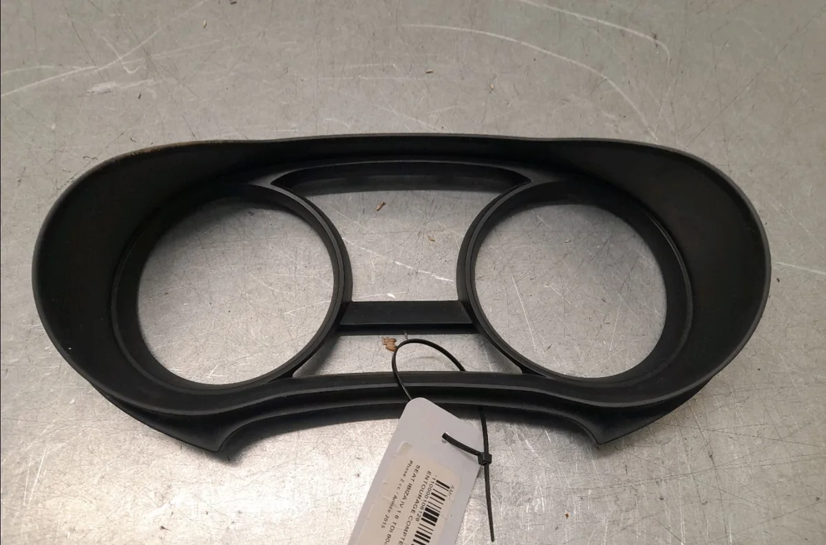 Entourage compteur Seat IBIZA IV (6J5, 6P1) 1.6 tdi (2009-2015) occasion