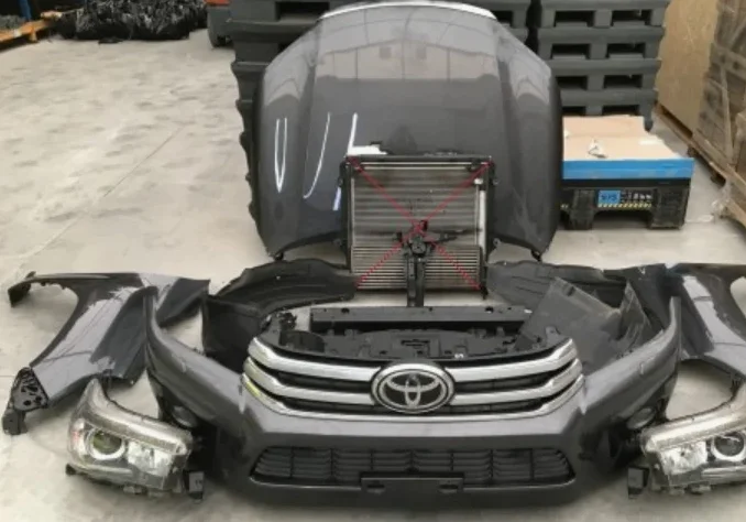 Face Avant Toyota Hilux 2 4 D4d 2017