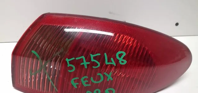 Feu arrière droit Alfa romeo 147 (937_) 1.9 jtd (937.axf1a, 937.bxf1a) (2003-2010) occasion