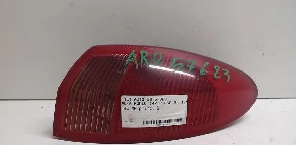 Feu arrière droit ALFA ROMEO 147 PHASE 2 occasion