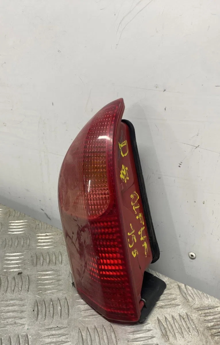 Feu arrière droit ALFA ROMEO 156 PHASE 2 occasion
