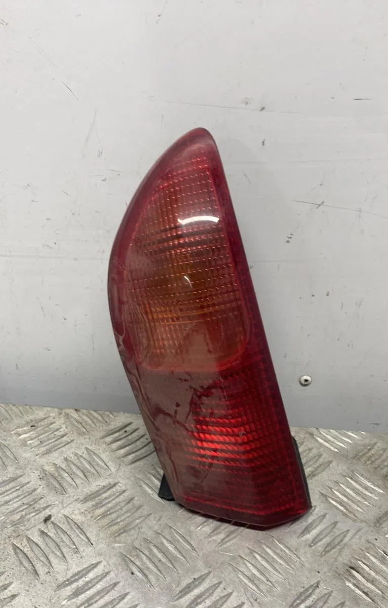 Feu arrière droit ALFA ROMEO 156 PHASE 2 occasion