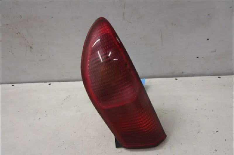 Feu arrière droit Alfa romeo 156 Sportwagon (932_) 1.9 jtd (932b2b, 932b2c) (2001-2006) occasion