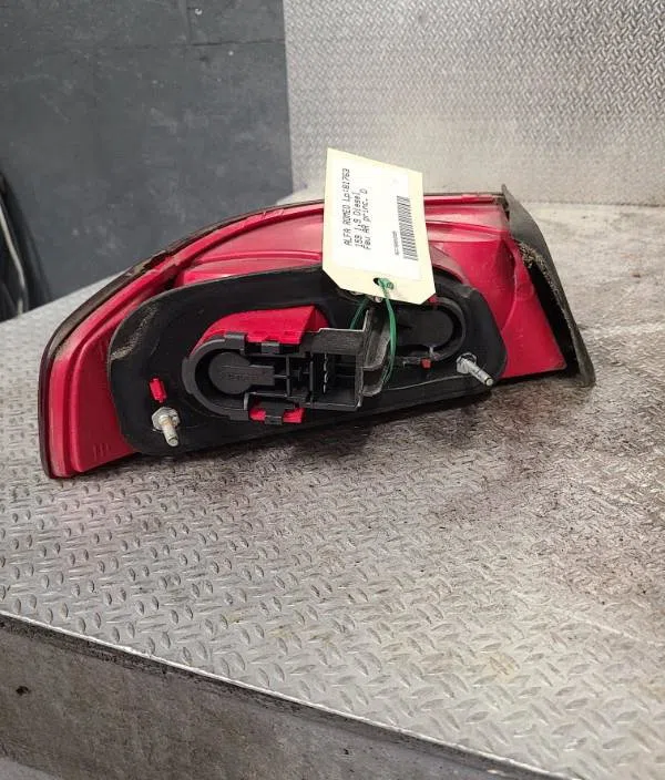 Feu arrière droit ALFA ROMEO 159  159 occasion