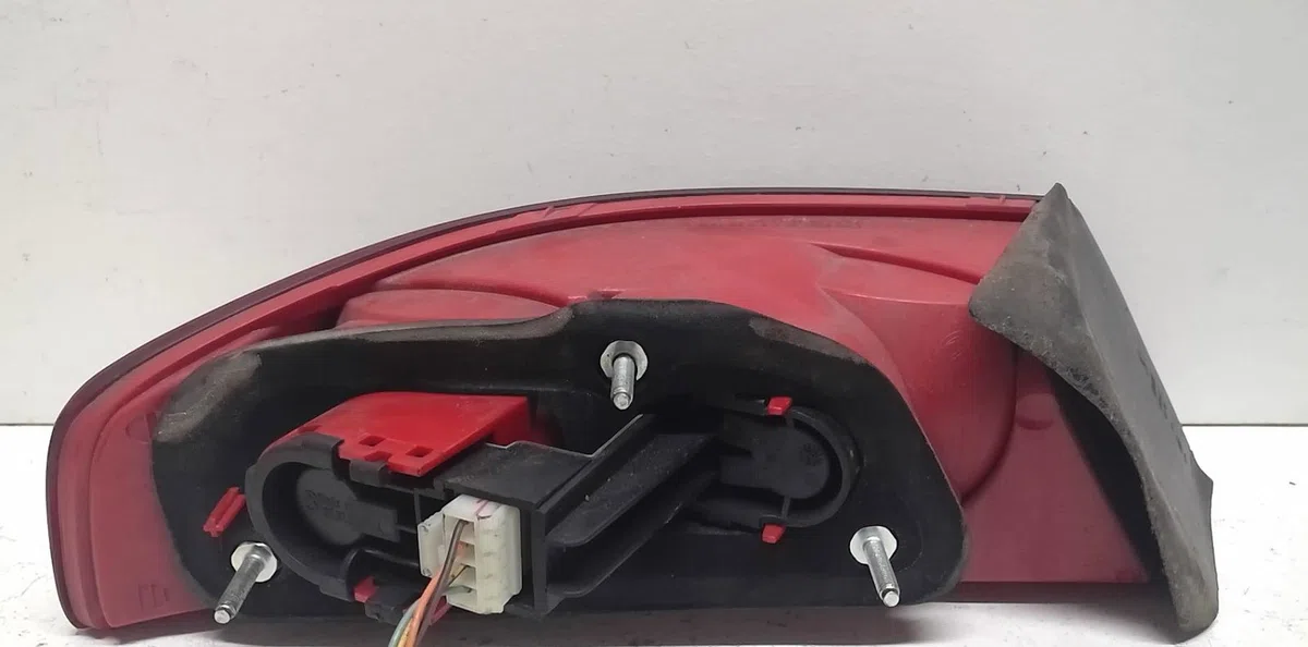 Feu arrière droit Alfa romeo 159 (939_) 1.9 jtdm 16v (939axc1b, 939axc12) (2005-2011) occasion